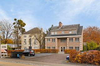 Large practice space of 165m² with 12 parking spaces in the heart of Kortenberg, practically located near arterial roads and public...