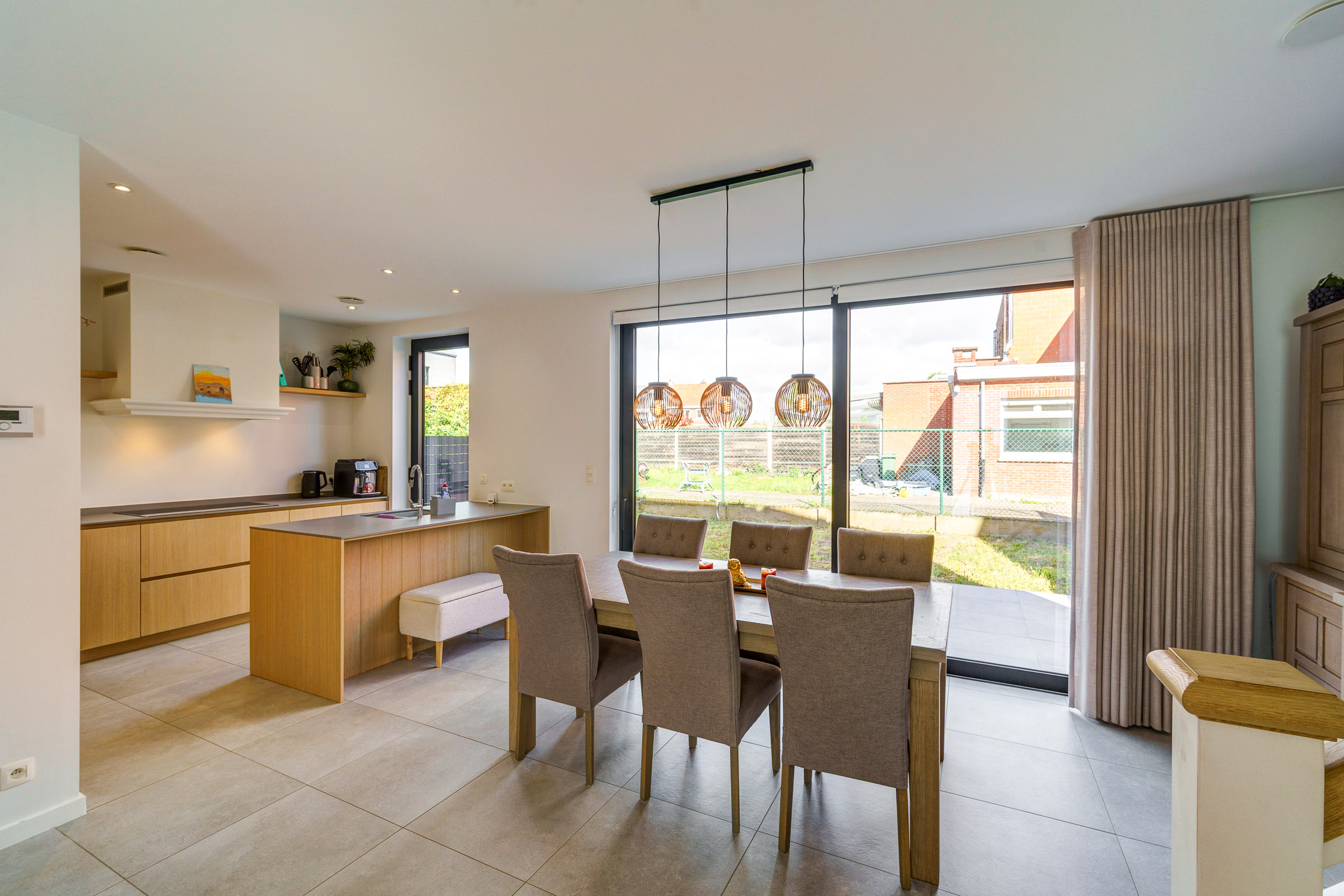 Gezinswoning met open leefruimte en drie slpk in Vremde - foto 5