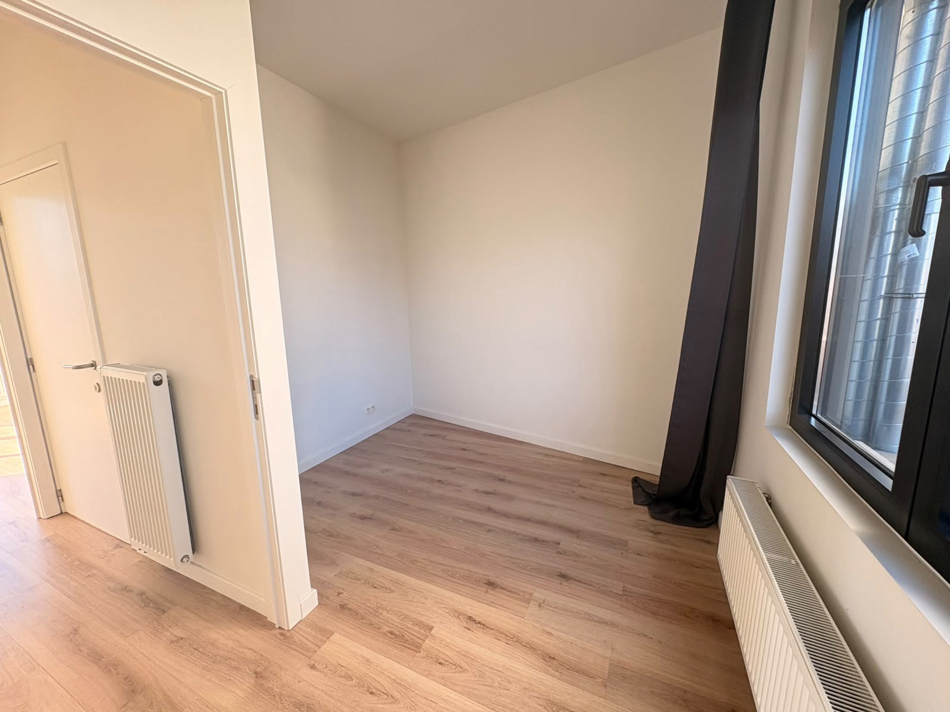 Modern 1-slaapkamerappartement op toplocatie aan de Oudevaartplaats - foto 5