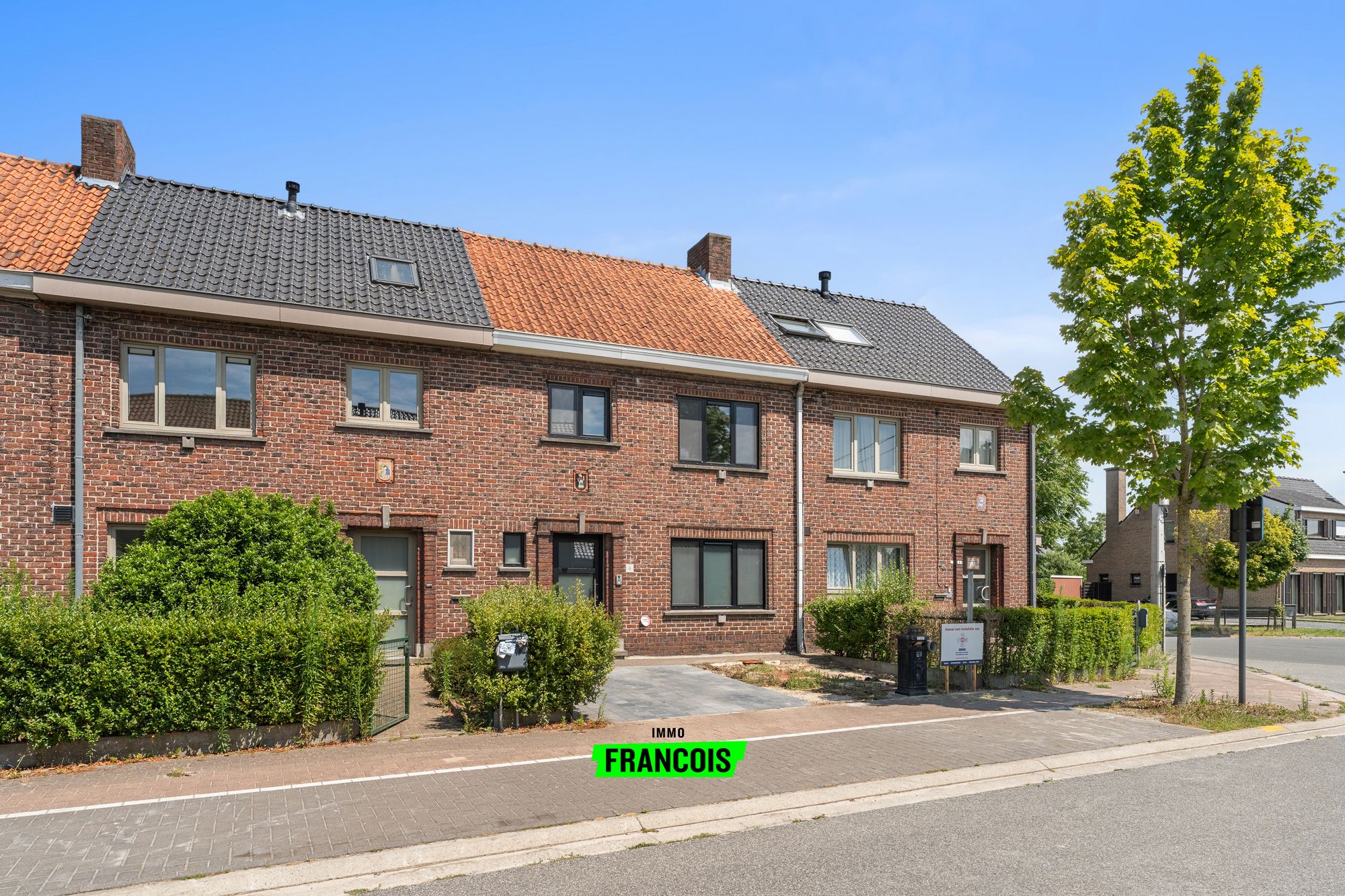 Instapklare gezinswoning te koop in Zulte! - foto 1