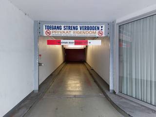 Ruime staanplaats gelegen in centrum Oostende op de vierde verdieping in Parking Centrum. Gelegen vlakbij de jachthaven en verschillende...
