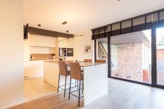 Ben je op zoek naar een ruime en energiezuinige woonst in het bruisende stadscentrum van Mechelen? Dit prachtige appartement, gelegen op...