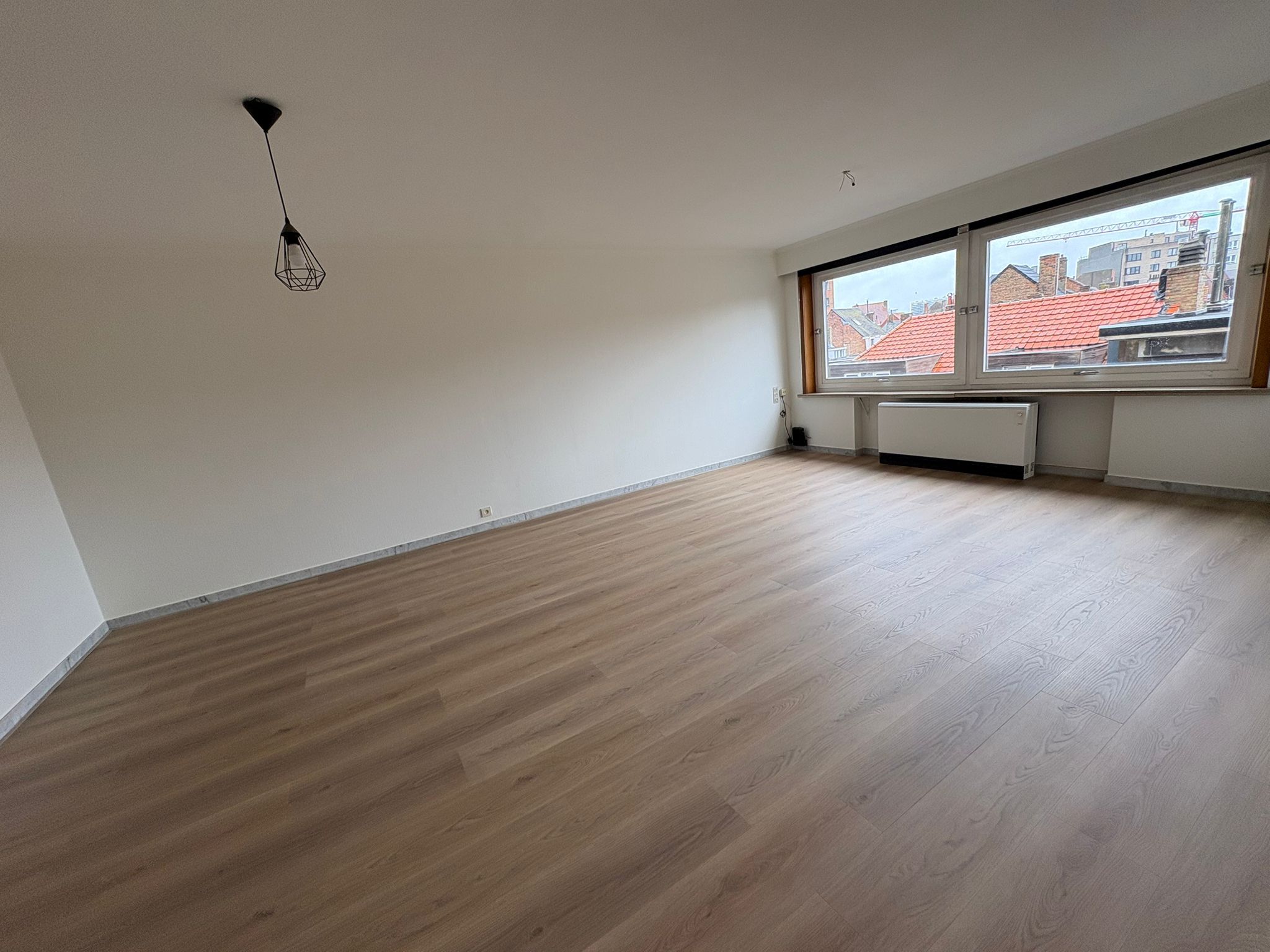 3-slaapkamer appartement te huur te Leffingestraat Oostende. - foto 3