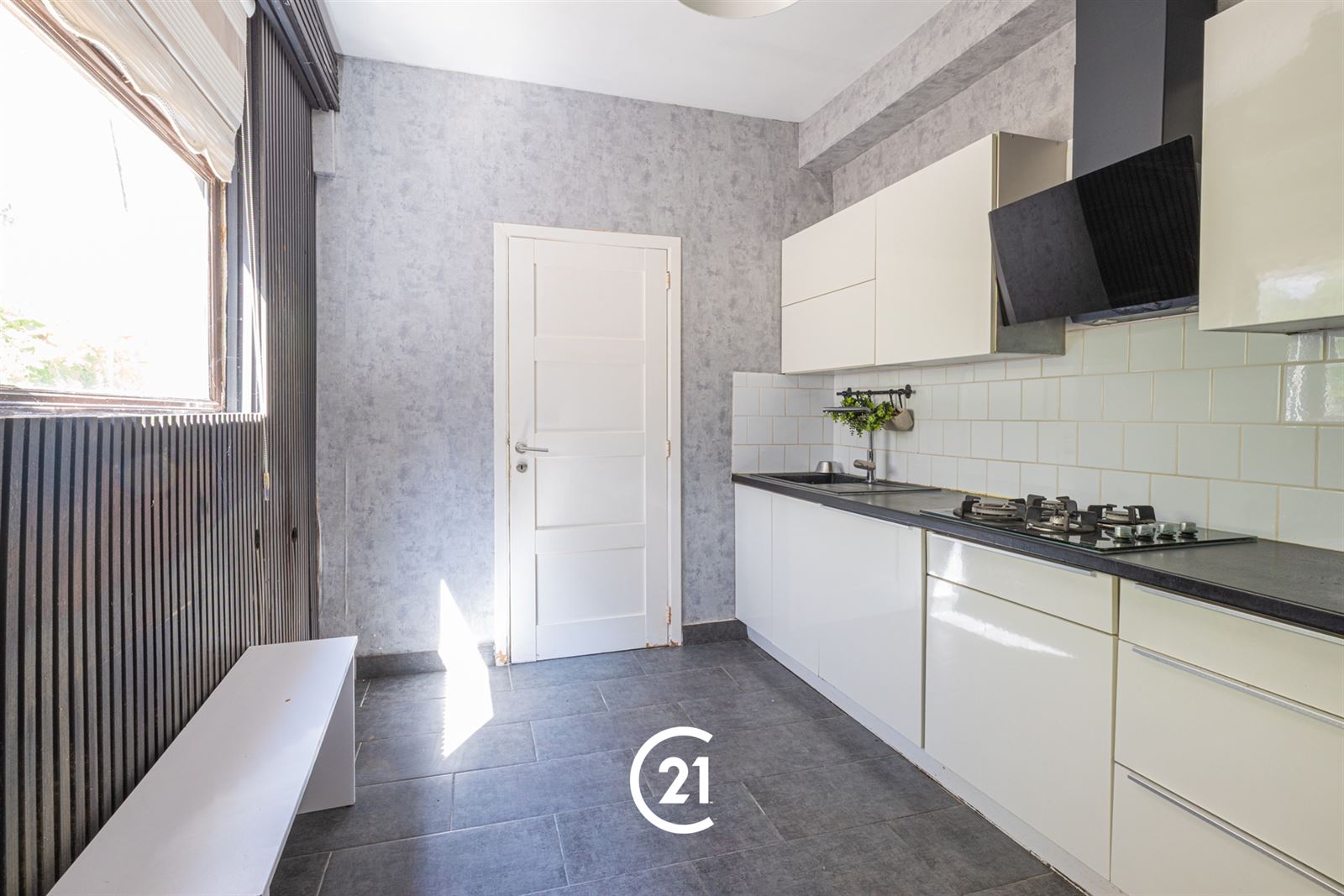 House - photo 5