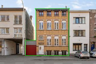 Ruime kangoeroewoning met 6 SLPKS een groot magazijn in Mortsel!Deze prachtige woning biedt een ideale combinatie van wooncomfort en praktische...