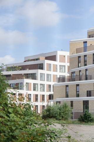 <p>Bienvenue au projet City Gate Machelen, un projet résidentiel mixte destiné à la fois à la résidence et à l'investissement. Avec notre gamme attrayante d'appartements de qualité, vous bénéficierez de prix d'entrée accessibles et d'un grand potentiel commercial dans un quartier d'avenir situé dans la périphéric de Bruxelles. City Gate propose une offre unique et diversifiée, allant d'appartements abordables à des penthouses spacieux et propriétés commerciales.</p><p>Vous souhaitez obtenir un aperçu complet de notre offre dans le cadre de ce merveilleux projet ou vous voulez jeter un coup d'œil au site ou à l'un de nos appartements de visite? Contactez-nous pour plus d'informations.</p><p>*6% TVA sous conditions !</p><p></p>