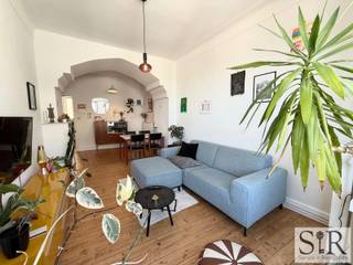 Prachtig appartement in de Mechelse binnenstad.Dit moderne appartement met authentieke elementen bevindt zich op de tweede verdieping van een...