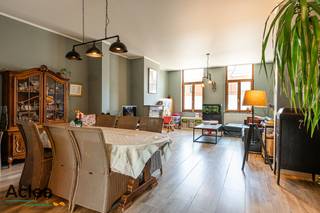 In de charmante dorpskern van Watervliet, in de Ketterijstraat, bevindt zich deze rustieke burgerwoning met een rijke geschiedenis. Gebouwd in 1872...