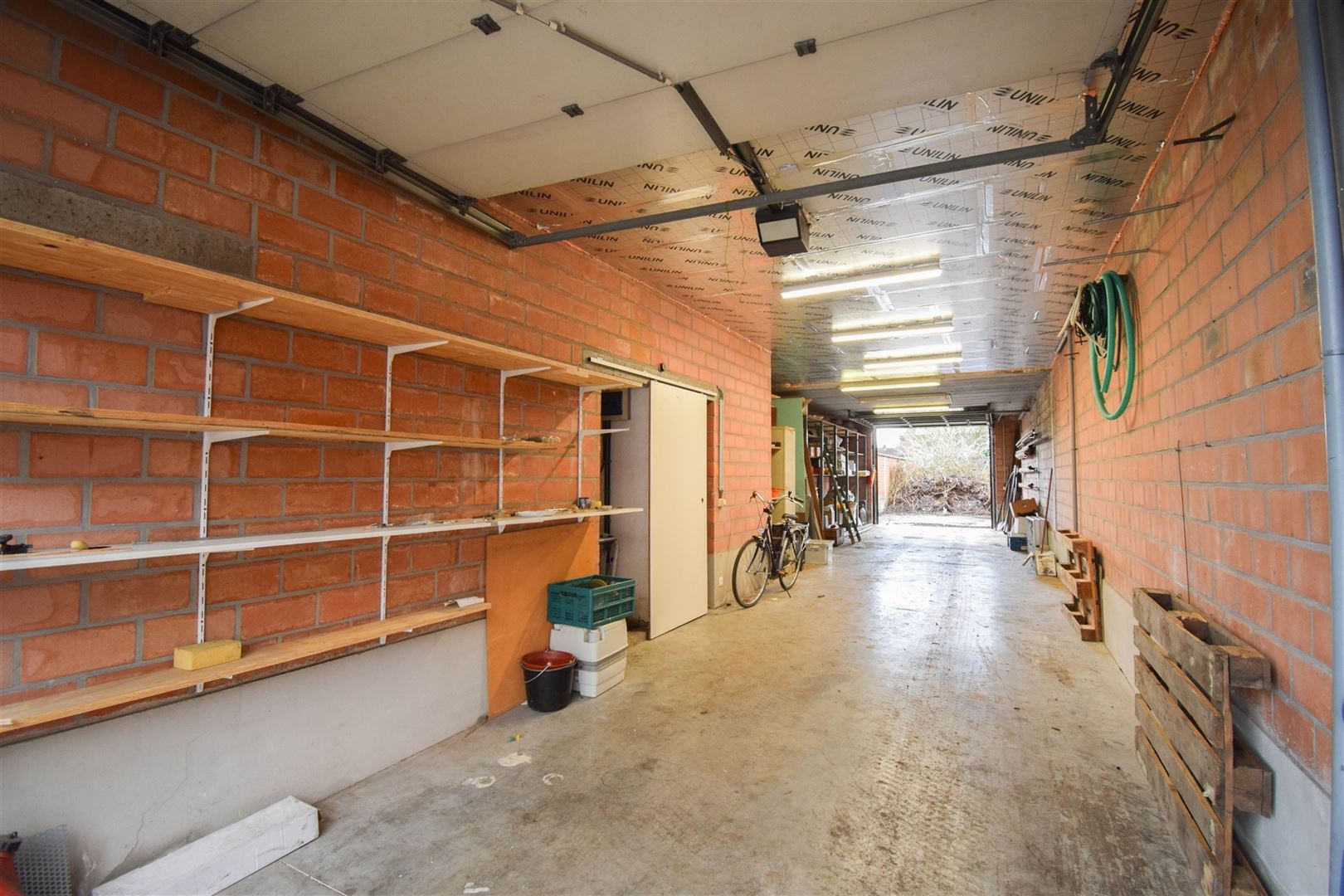Centraal gelegen magazijnruimte met buitenruimte - foto 4