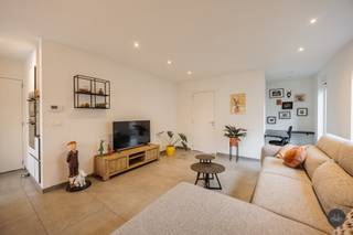 Maak snel uw afspraak met Pieter via 016199347 of info@homixx.be.Deze recente BEN-woning combineert energiezuinig wonen met een verfijnde afwerking...