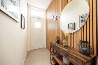 Deze woning is gelegen aan het Pelgrimsplein 22 in Arendonk, op een centrale en goed bereikbare locatie met winkels, scholen en andere...