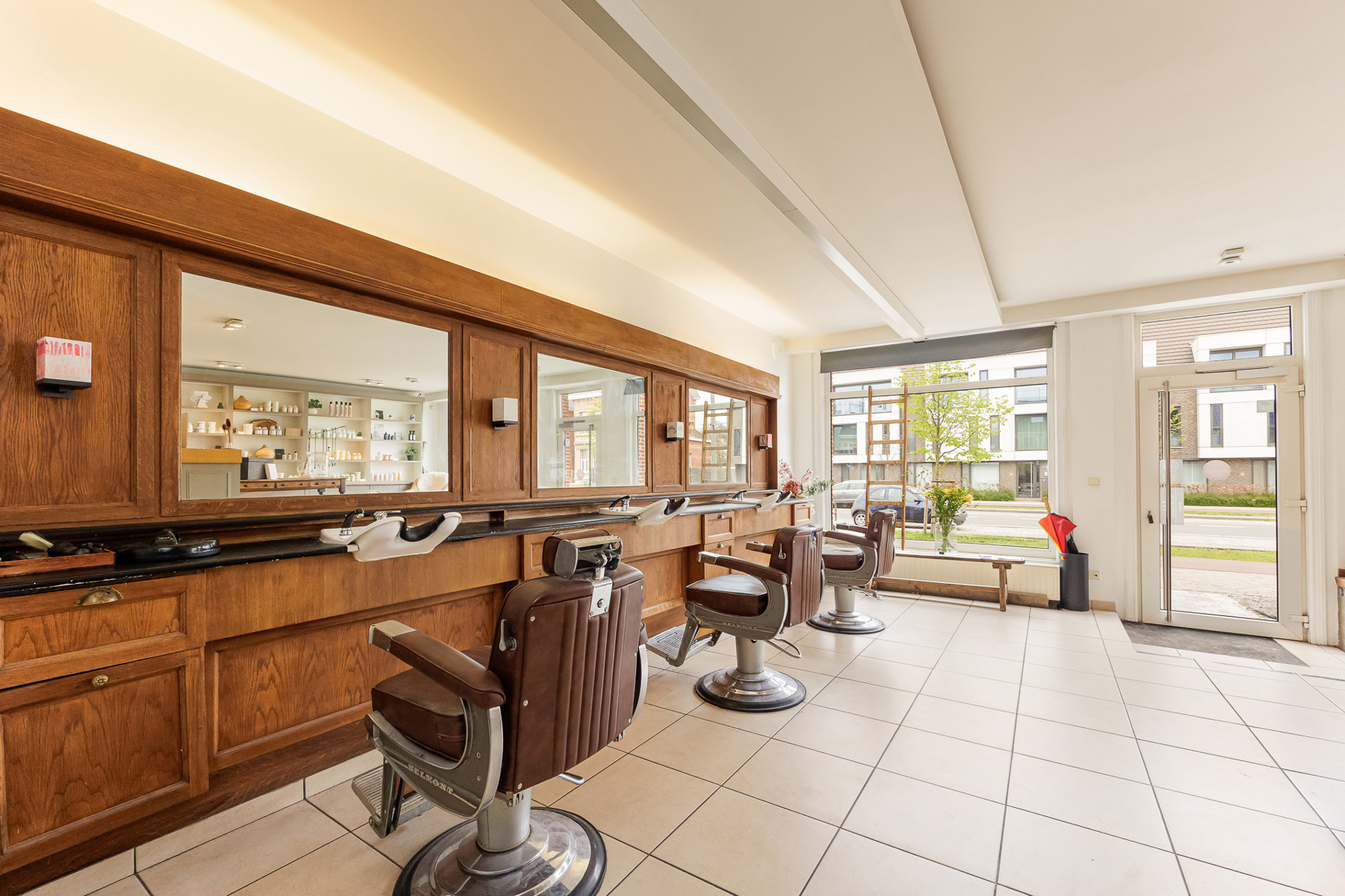 Handelshuis met 7 slaapkamers in het centrum van Stabroek! - foto 4