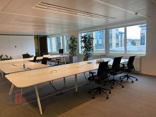 Uitstekend gelegen instapklaar kantoor van 601 m² te huur aan de westrand van Brussel en uiterst vlot bereikbaar zowel met de wagen als met...