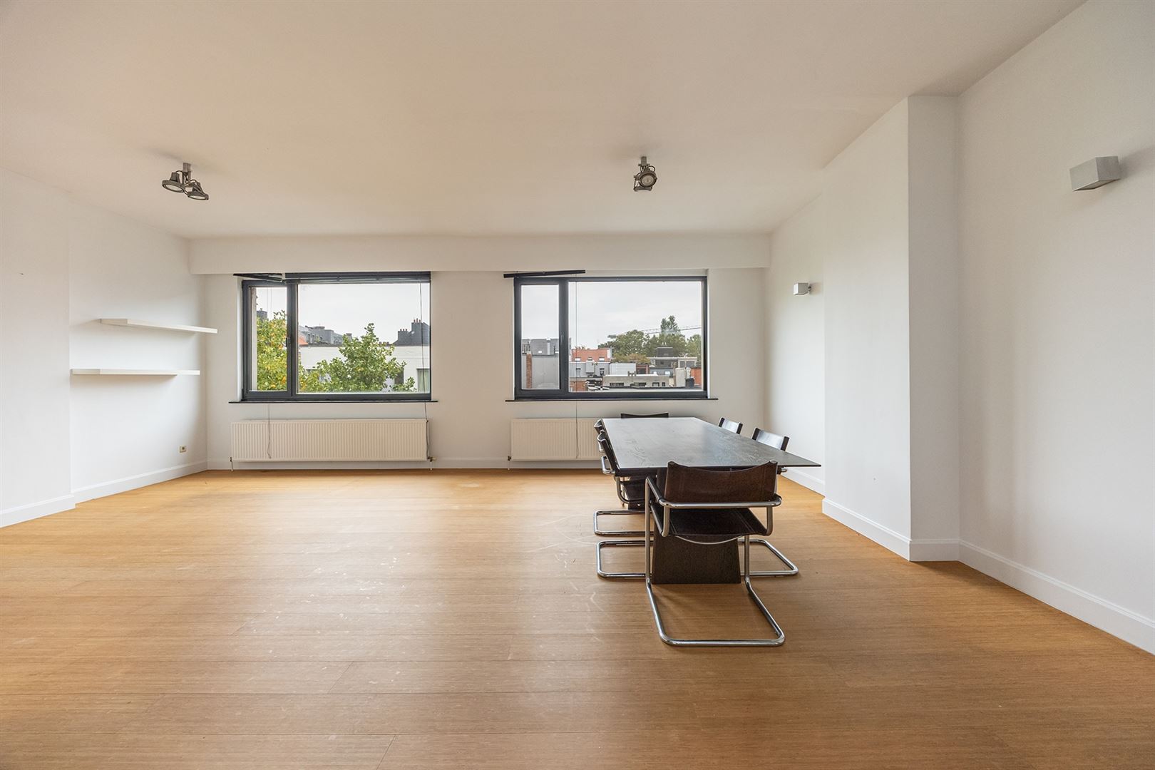 Licht appartement met 2 slaapkamers aan het Zuidpark - foto 5