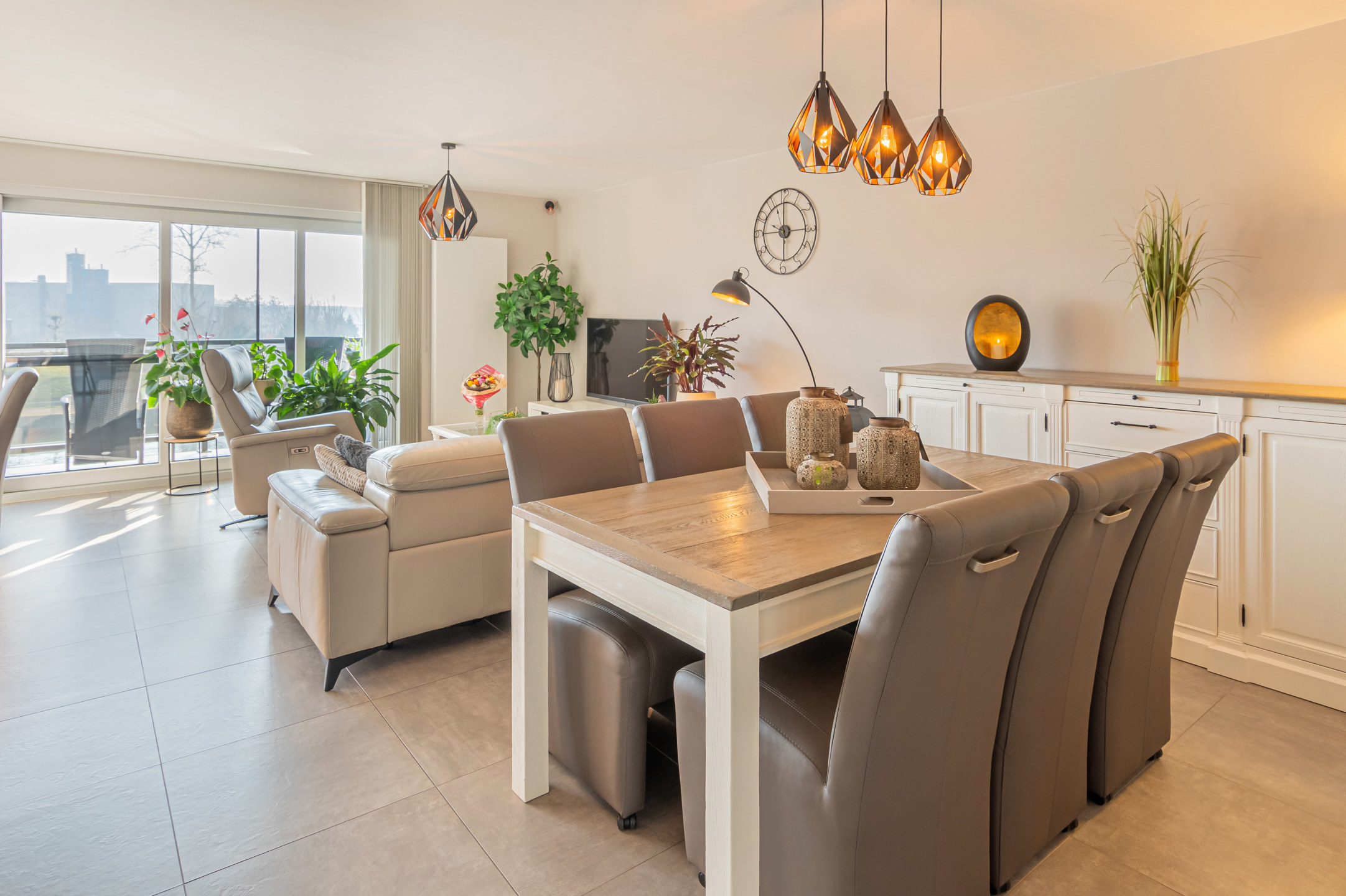Magnifiek appartement met zicht op het water en parking - foto 4