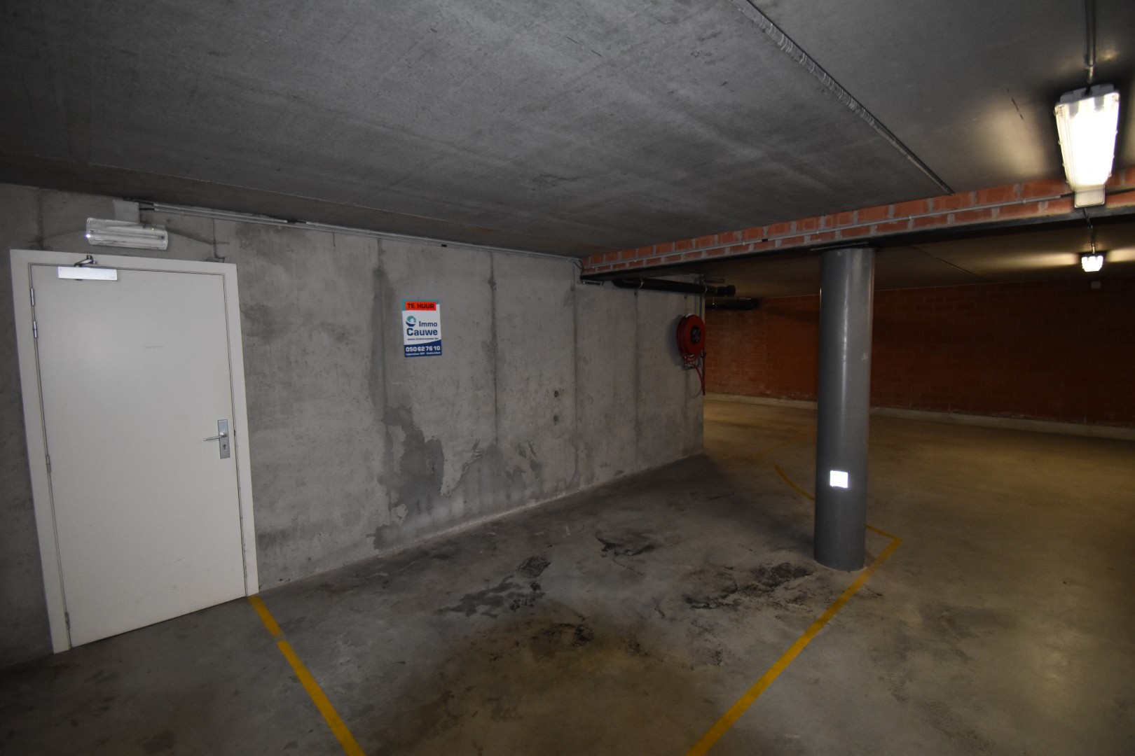 Staanplaats te huur gelegen op de Paul Parmentierlaan te Knokke-centrum. - foto 5