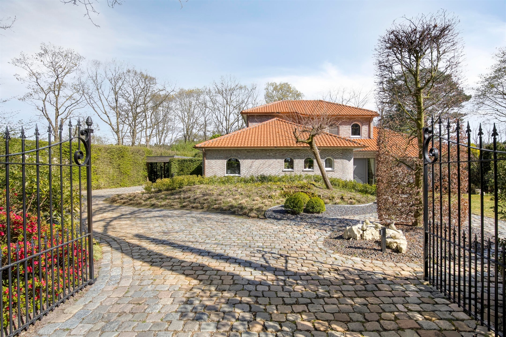 Lichtrijke villa in een idyllische woonomgeving. - foto 4