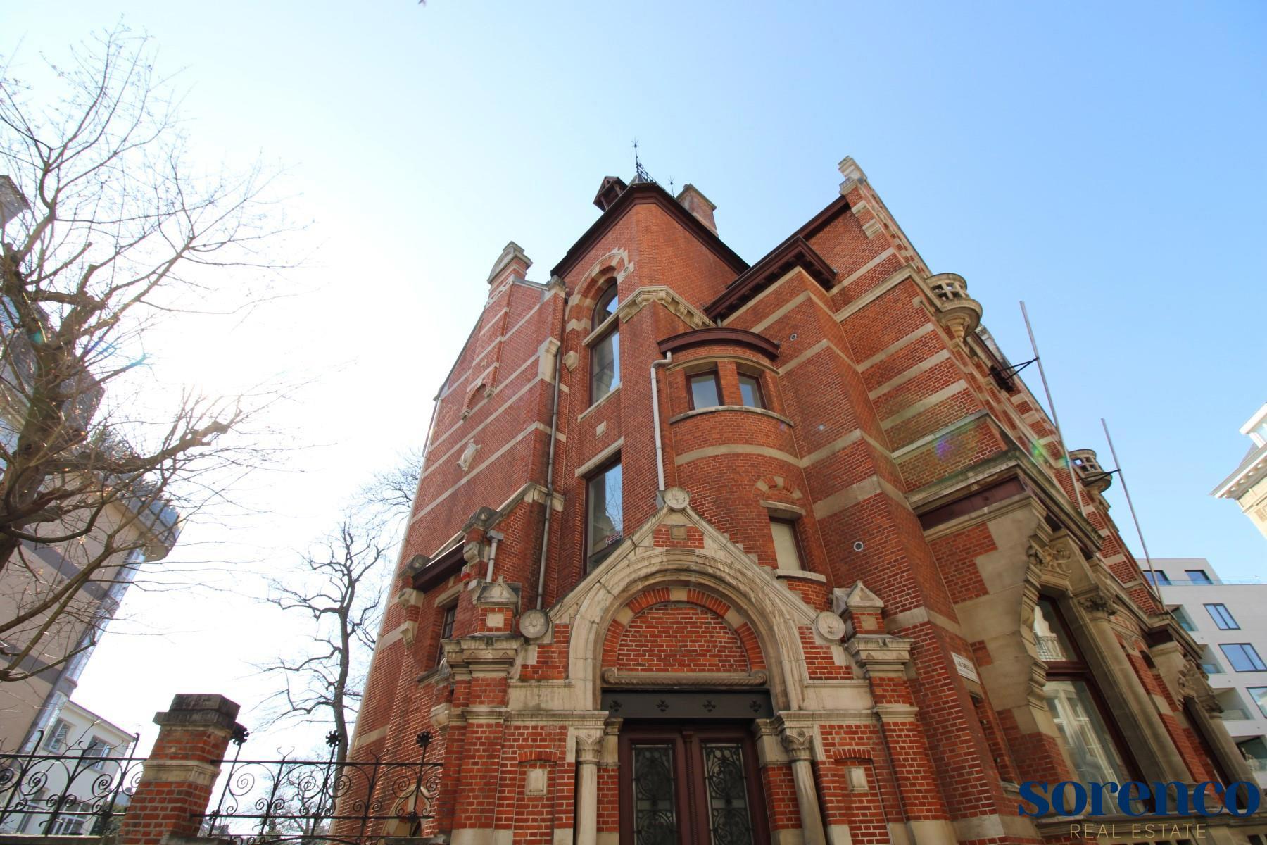 Commercieel te huur in Berchem - foto 1