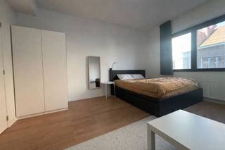 Welkom in Residentie Black Box, waar wij jou een volledig vernieuwde studio aanbieden. De studio is volledig bemeubeld en beschikt over...