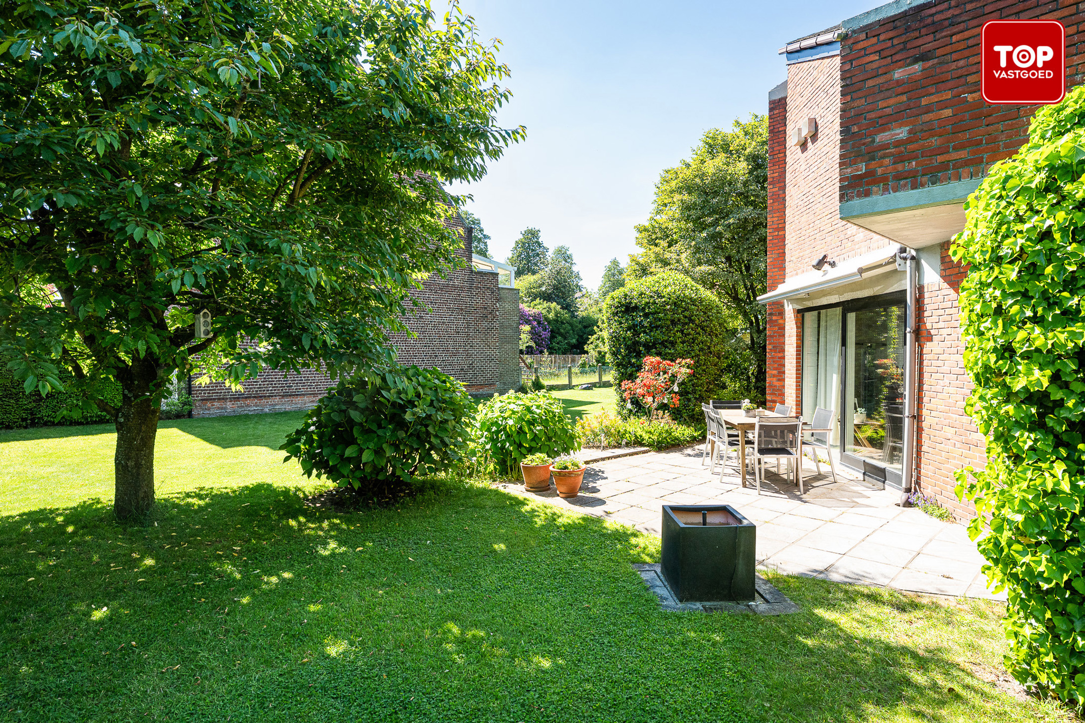 Architecturale woning met unieke split-level indeling met naastgelegen stuk grond. (totaal 997m²) - foto 4