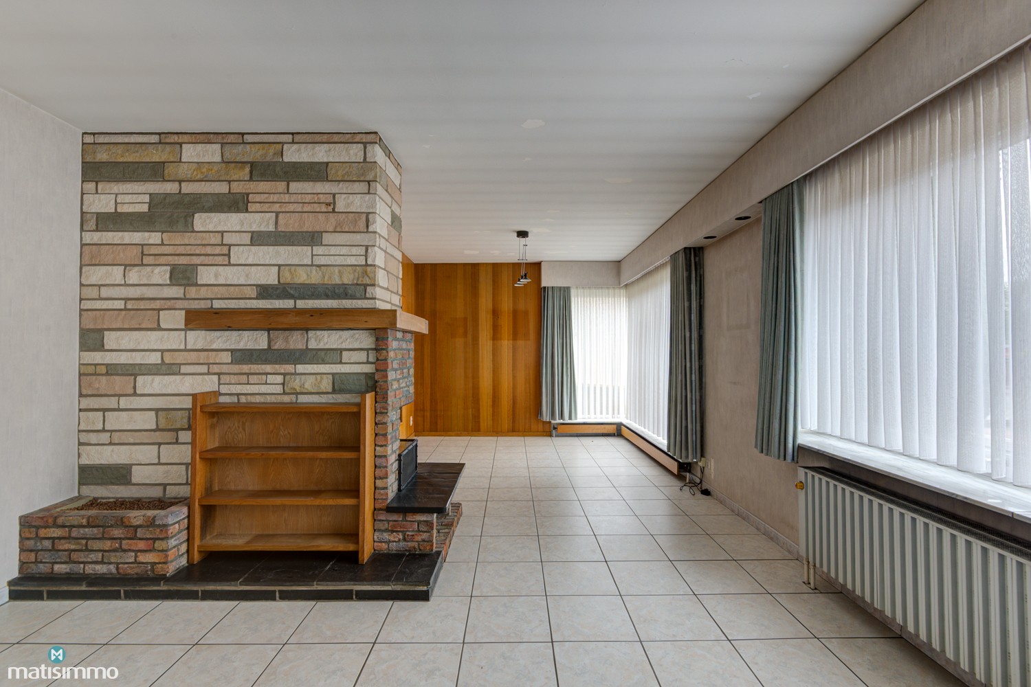 VOLLEDIG ONDERKELDERDE EENGEZINSWONING MET 4 SLAAPKAMERS, GARAGE EN RUIME TUIN IN BILZEN-CENTRUM - foto 4