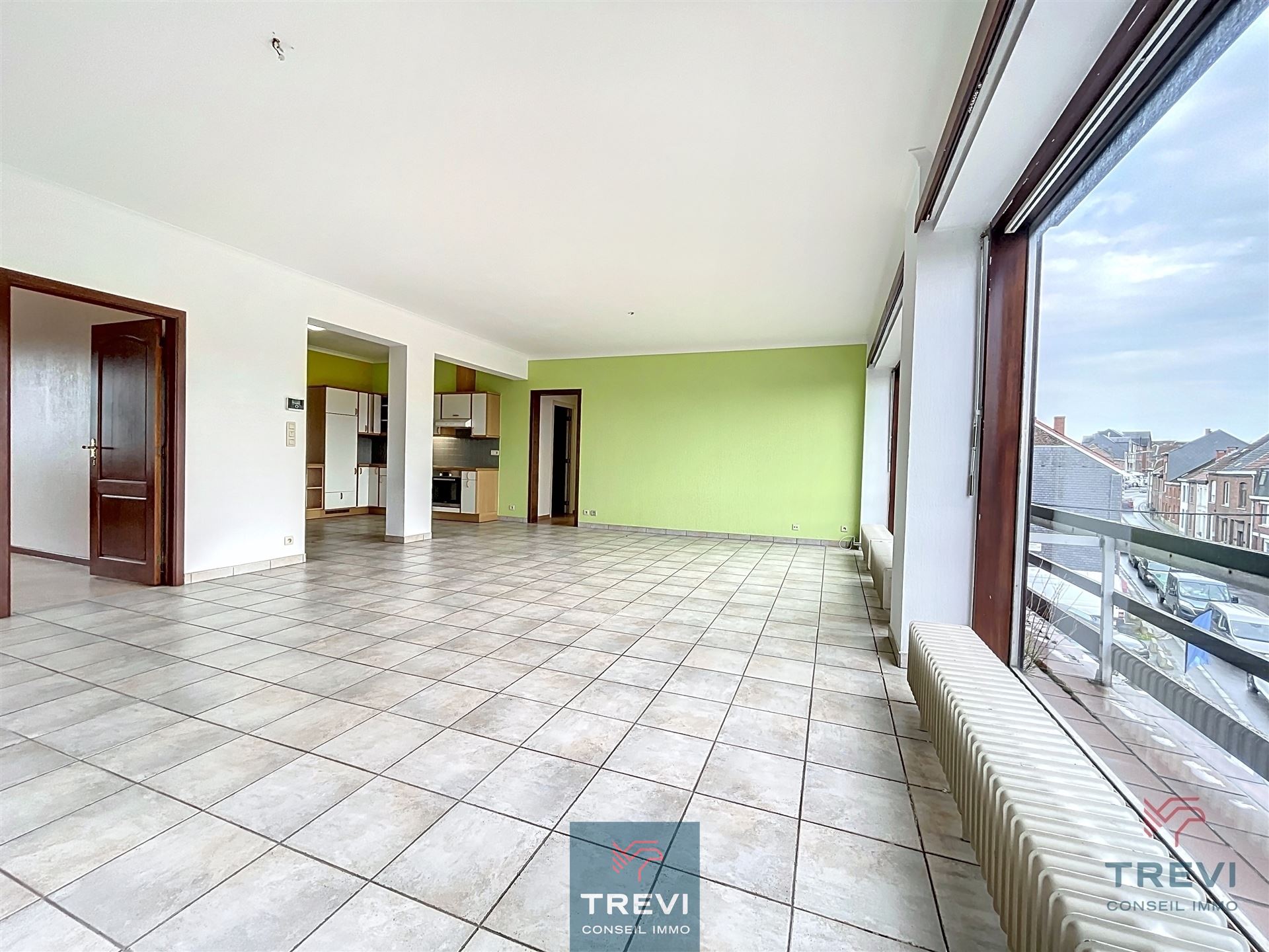 Prachtig appartement met 3 slaapkamers en extra potentieel - foto 4