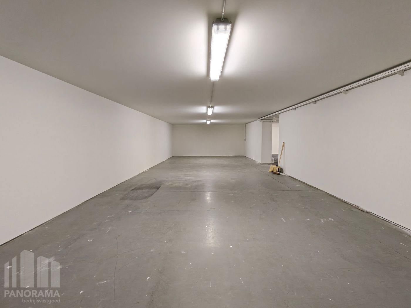 410 m² HANDELSRUIMTE TE HUUR IN BRUGGE - photo 4