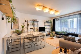 Ground floor apartment for sale in the heart of Ghent. This charming apartment combines comfort, space and an excellent location within...