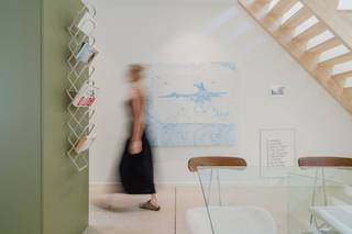 Maison de ville prête à emménager et élégamment rénovée dans un emplacement privilégié à Gand, avec une surface habitable de 126 m². Cette...