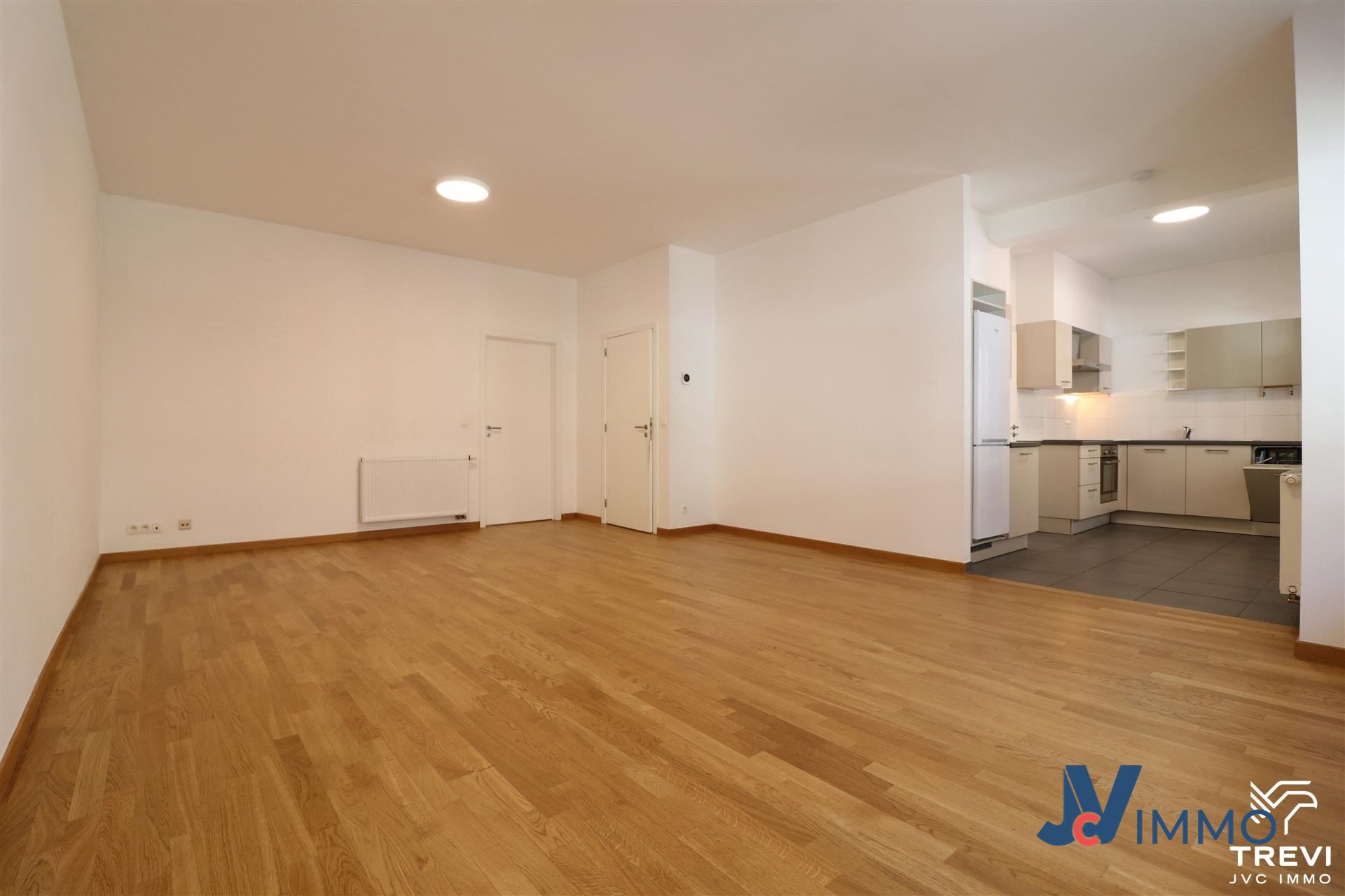 Spacieux et moderne appartement rez-de-Chaussée dans le centre-ville de Liège - photo 2