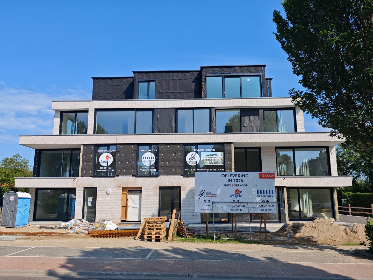 Gelijkvloers nieuwbouw appartement met 1 slaapkamer in het centrum van Koksijde-Bad - foto 1