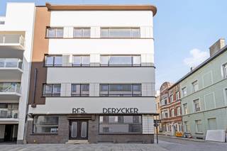 Luxe-appartement met hoogwaardige afwerking bevindt zich op de tweede verdieping in een prestigieus gebouw met een fraaie modernistische gevel,...