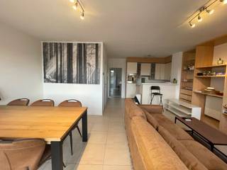 Een bezoekmoment aanvragen kan via onze website: https://vicusvastgoed.be/nl/te-huur .Ga naar het respectievelijke pand en klik op ‘bezoek...