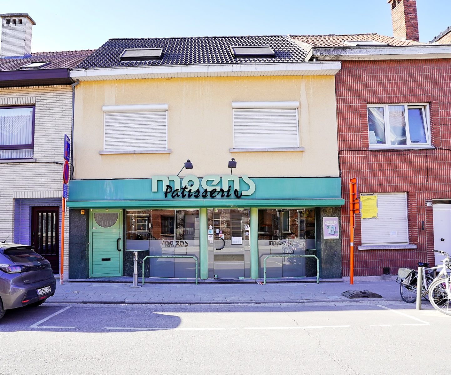 Instapklare bakkerij met bovenliggende woonst op topligging in Sint-Niklaas! - foto 1