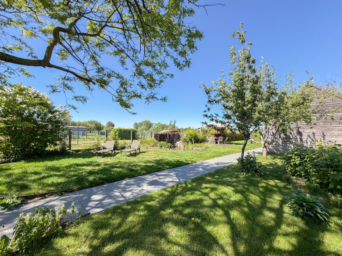 Te koop, stijlvol ingerichte woning met prachtige tuin te Zottegem - foto 4