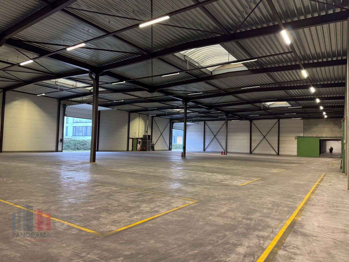 542 m² opslagruimte te huur in Sint-Truiden - photo 3
