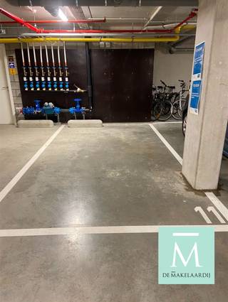 Ondergrondse autostaanplaatsen te koop nabij het centrum van Elzestraat, Sint-Katelijne-WaverIn een recent appartementsgebouw nabij het centrum van...