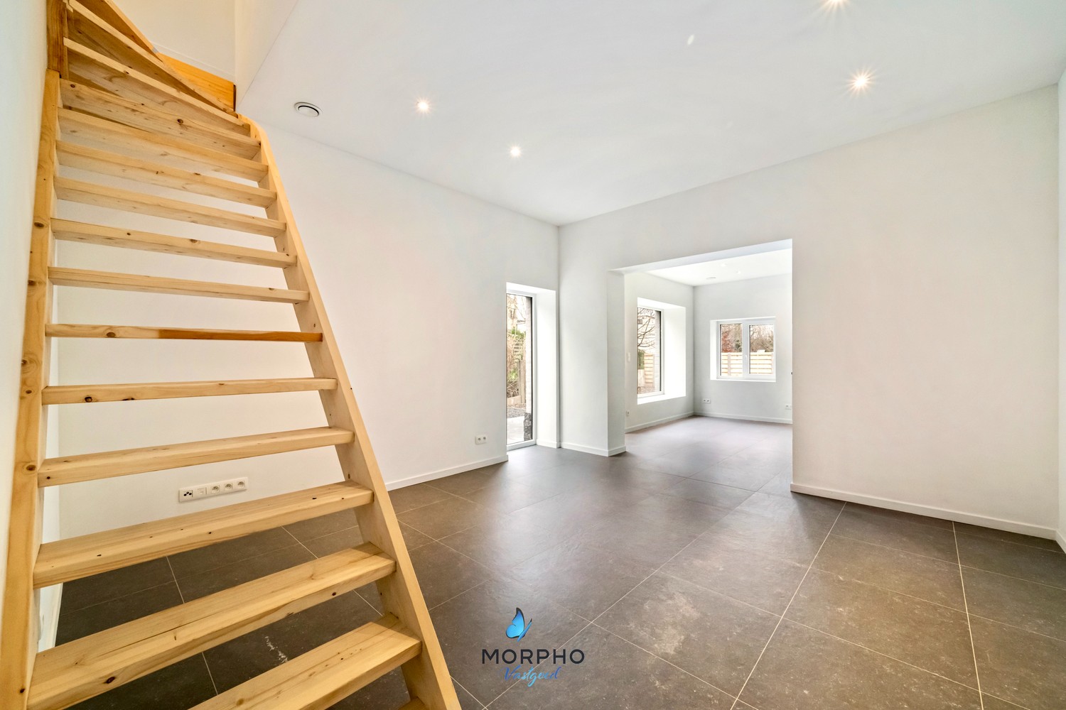 Volledig gerenoveerde energiezuinige woning (EPC A) en tuin in hartje Rumbeke - foto 3