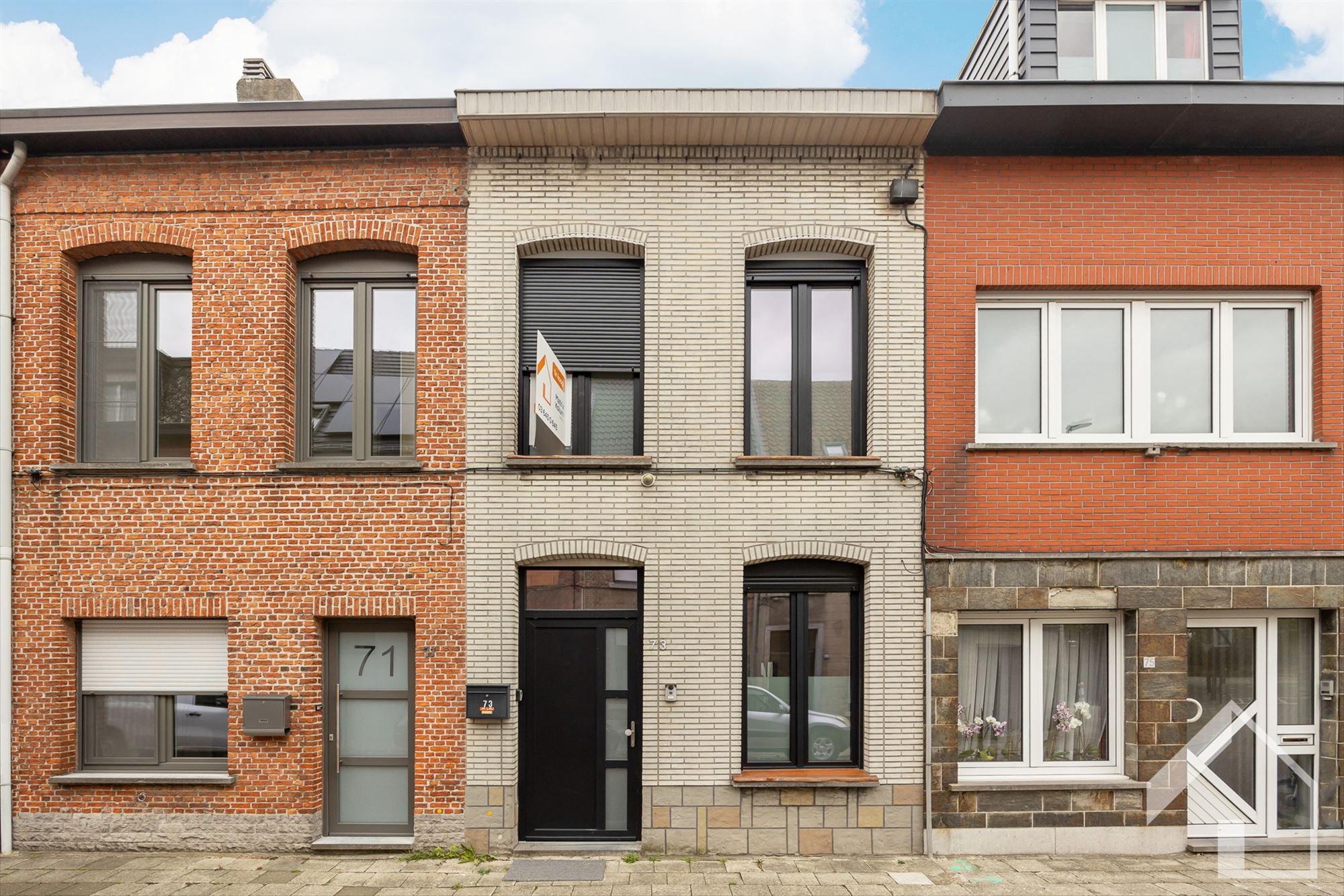 Volledig gerenoveerde stadswoning - foto 1