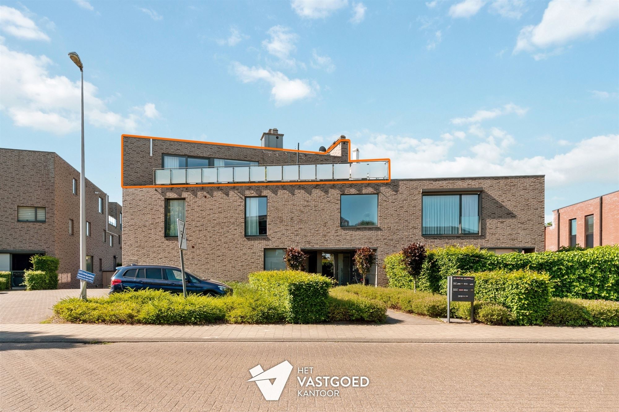 VRIJSTAANDE PENTHOUSE MET 3 SLPKS EN ZEER RUIM TERRAS! - foto 4