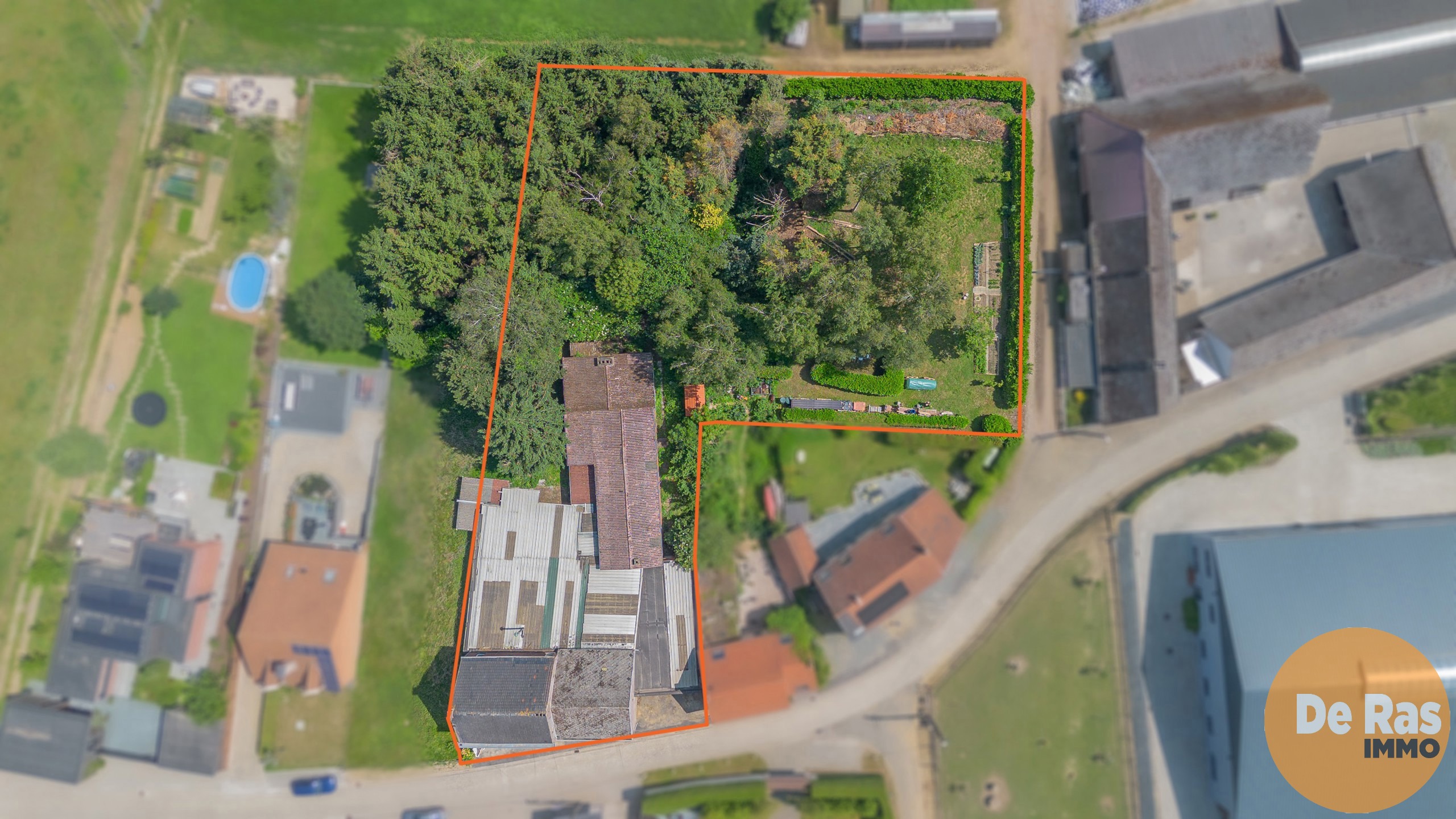 ST-L-ESSE - Ruime burgerwoning met achterliggende ateliers - foto 5