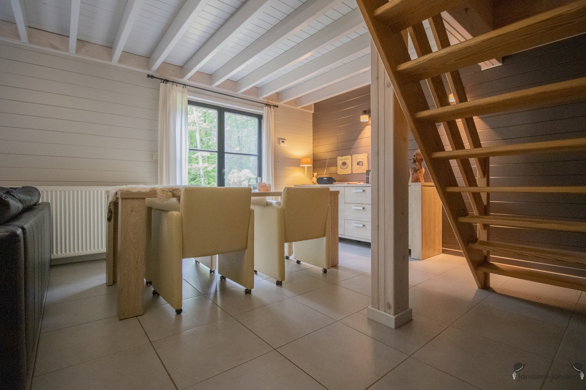 Chalet met bew. opp. van 100 m² met 3 slaapkamers op 3.759 m² in gebied voor verblijfsrecreatie - foto 4