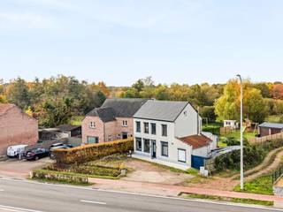 In 2016, the current owners started a thorough renovation. Solar panels, home battery, charging station and heat pump... in short, the most...