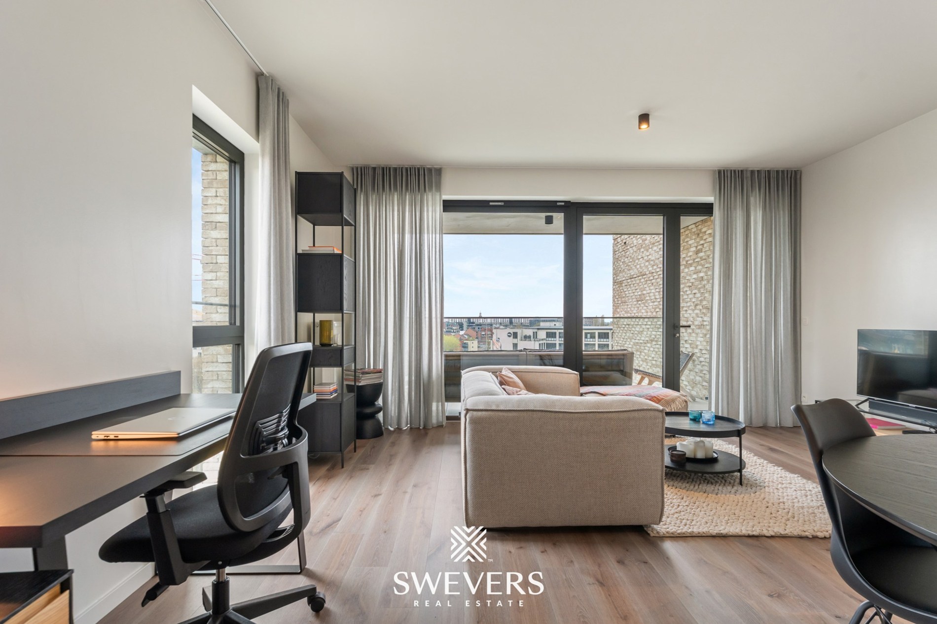 Stijlvol appartement met zonovergoten terras en topuitzicht in hartje Hasselt - foto 3