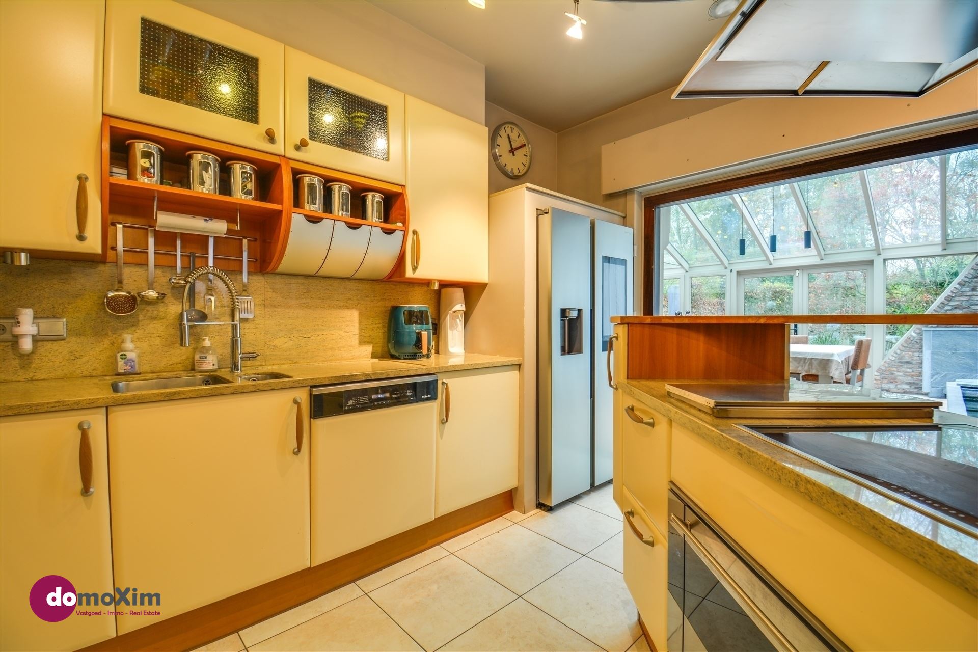 Grandioze villa gelegen in een residentiële wijk in Steenokkerzeel - foto 4