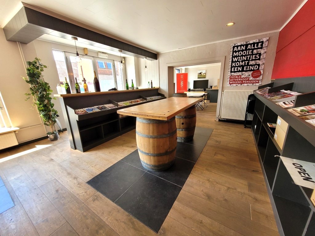 Commercial à vendre à Assebroek avec 3 chambres - photo 4