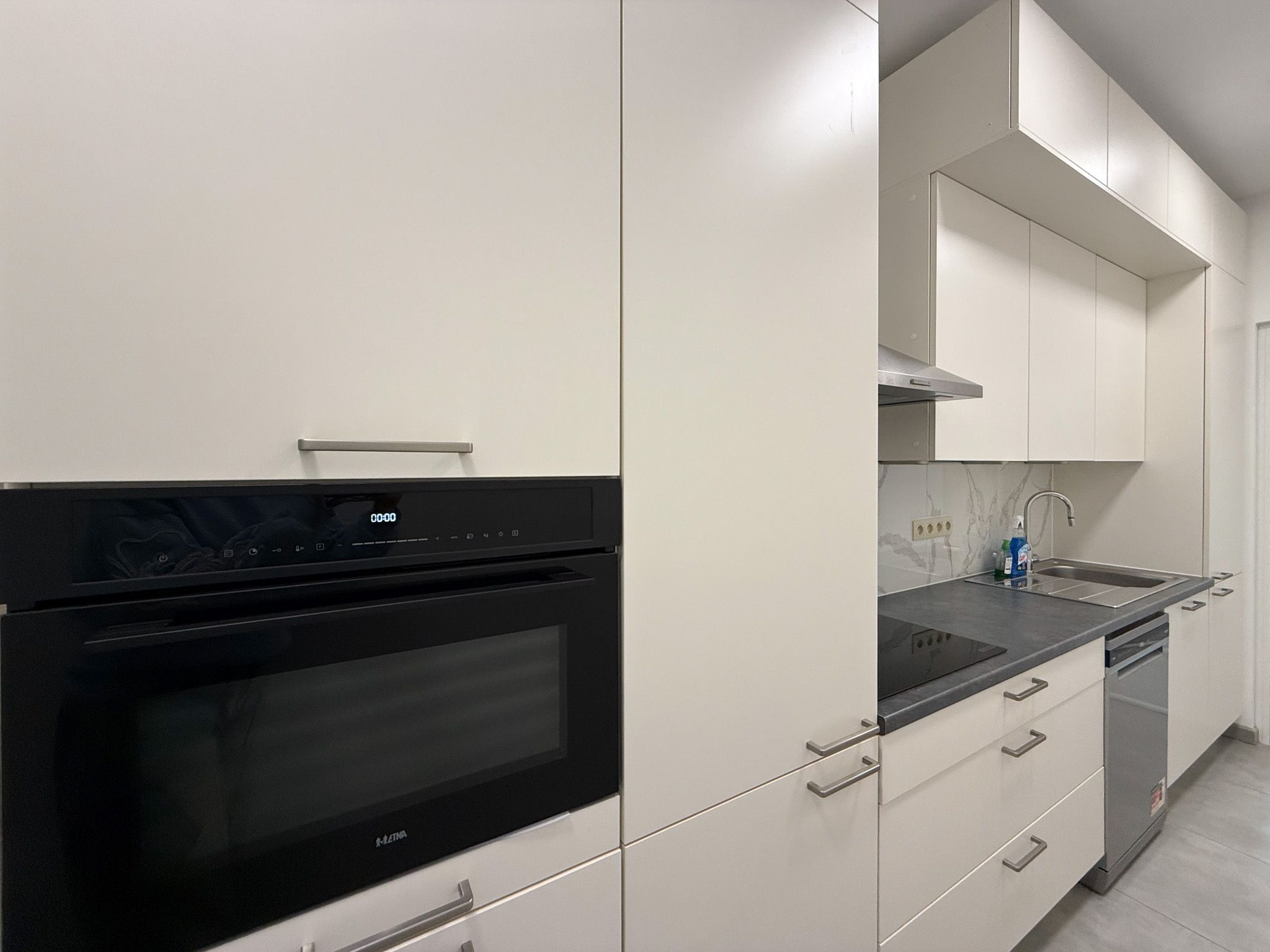 3-slaapkamerappartement met koer en garage te huur in Gent! - foto 3