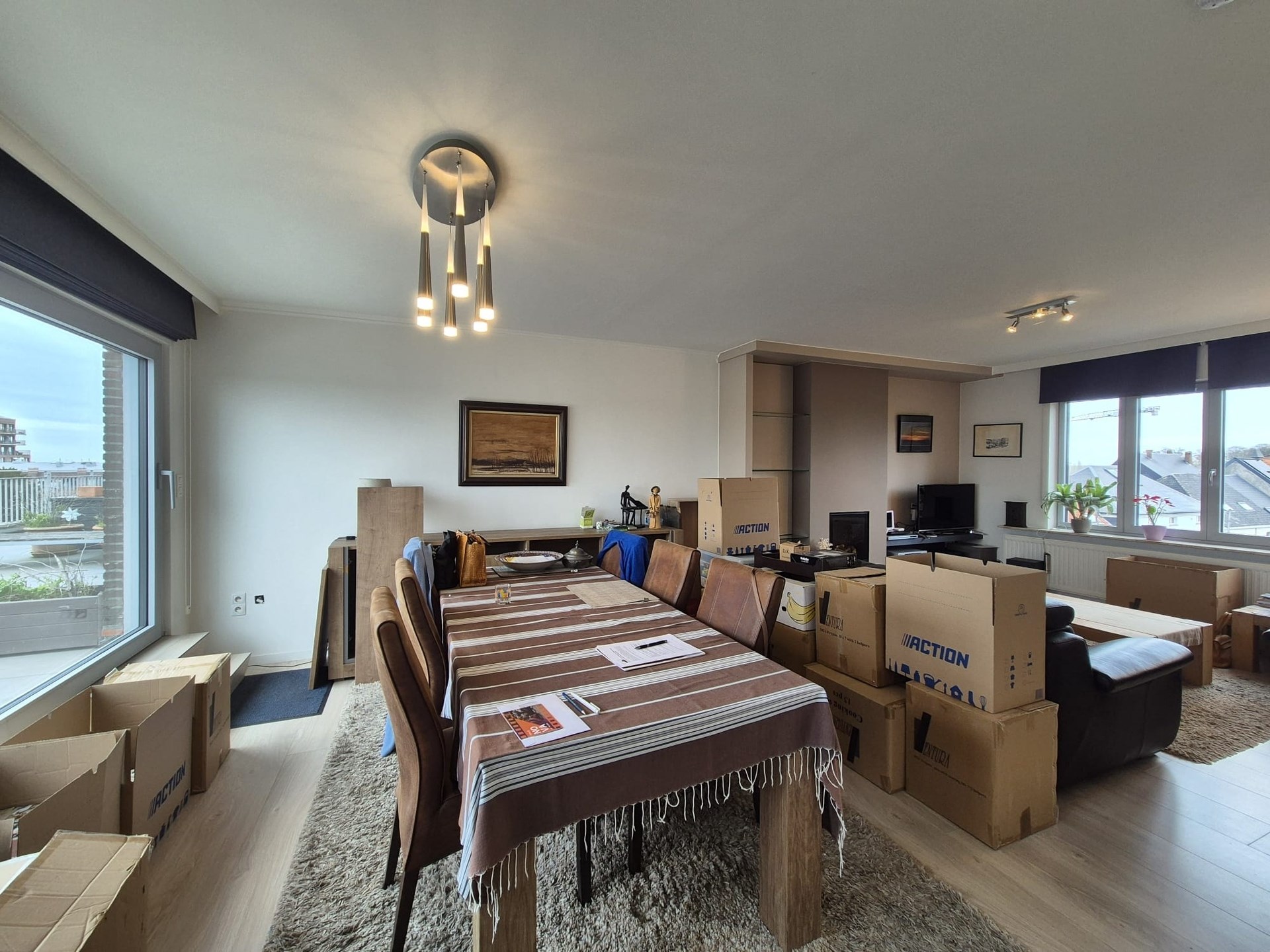 3-slaapkamer appartement met zeer groot terras huur in het centrum van Wetteren. - foto 2
