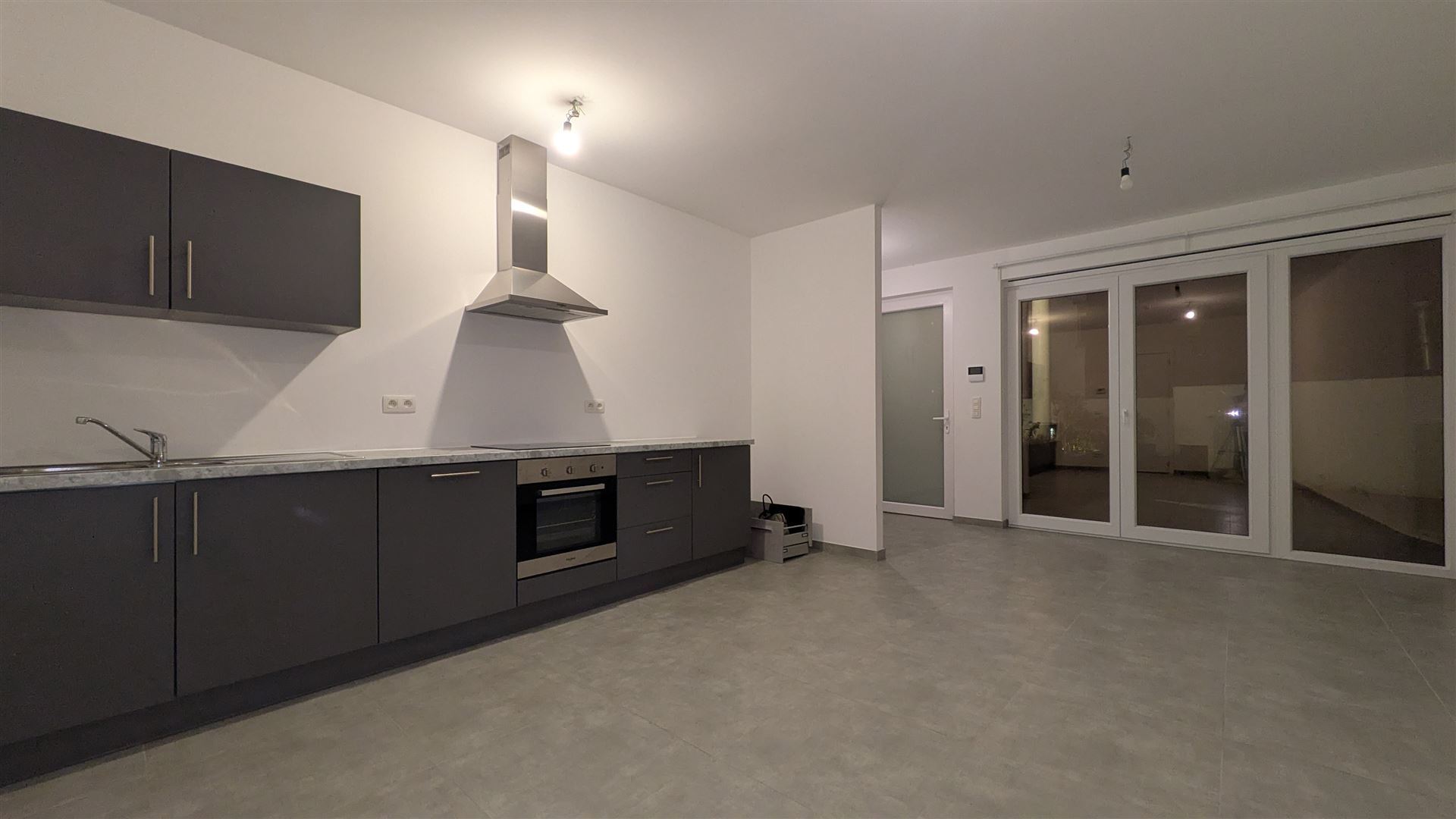 Appartement te huur in Charleroi met 1 slaapkamer - foto 3