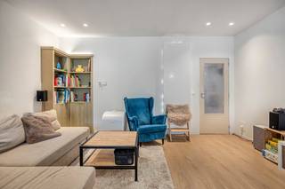 Layout:<br /><br />Ground floor:<br />- entrance hall <br />- bedroom (14.5 m²) <br />- living room with open kitchen (37 m²) <br />- covered terrace <br />- garden shed<br />- spacious garden <br /><br />First floor:<br />- night hall <br />- toilet <br />- bedroom 2 <br />- bedroom 3<br />- bathroom with double sink, bath and shower <br /><br />Basement:<br />- partially basement <br /><br />Details: <br />- available from (no later than) 31/01/2027<br />- 8 solar panels <br />- air conditioning <br />- compliant electricity <br />- fly screens <br />- located in the center of Wilrijk <br /><br />Are you interested in this house for sale in Wilrijk? Don't hesitate to contact us. Do you also want to sell or rent your property? We are happy to help you out. Always at your service to help you with all your questions about real estate!<br /><br /><br />Register of measures: no